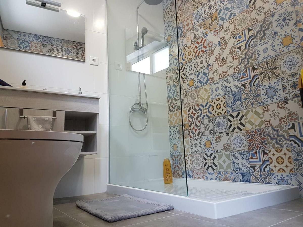 Join Our Relaxed House Near The Beach - Mosteiros มอสเตรอส ภายนอก รูปภาพ