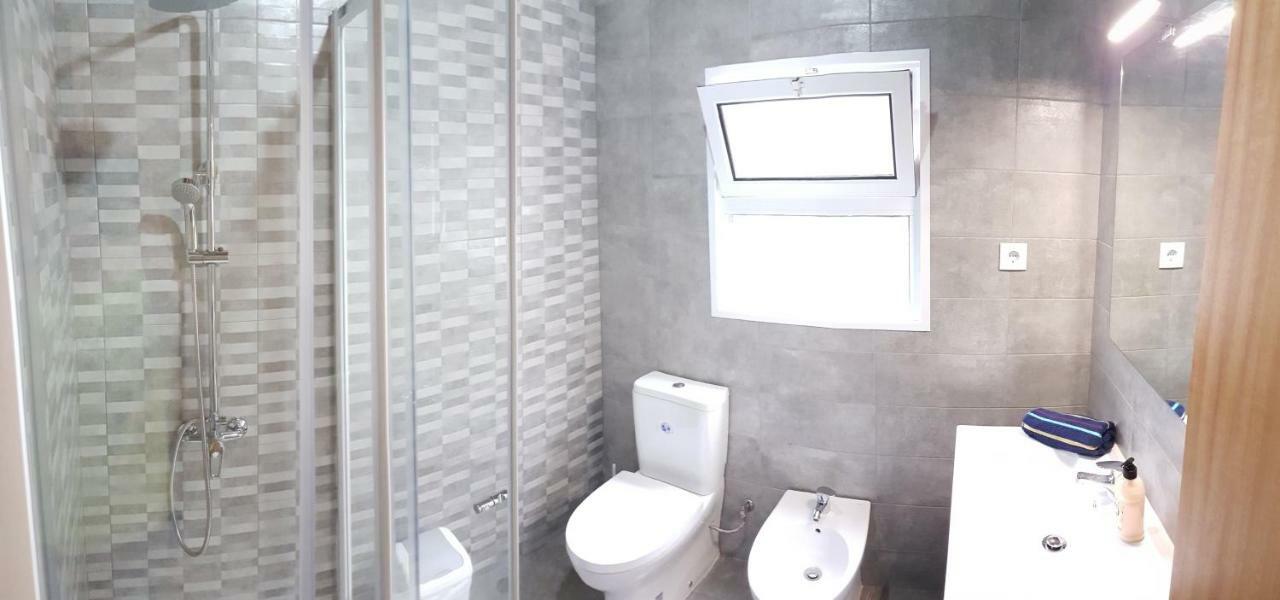 Join Our Relaxed House Near The Beach - Mosteiros มอสเตรอส ภายนอก รูปภาพ