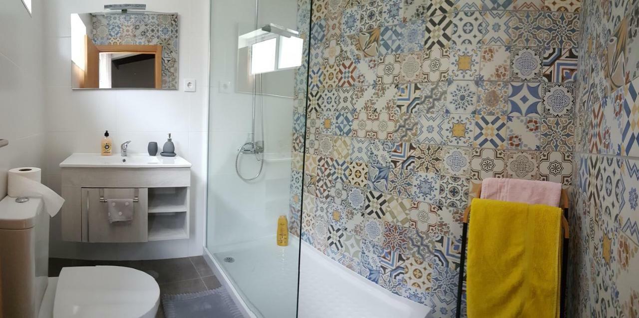 Join Our Relaxed House Near The Beach - Mosteiros มอสเตรอส ภายนอก รูปภาพ