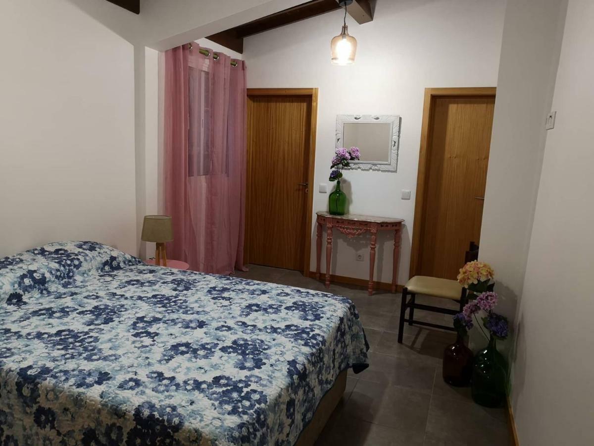 Join Our Relaxed House Near The Beach - Mosteiros มอสเตรอส ภายนอก รูปภาพ